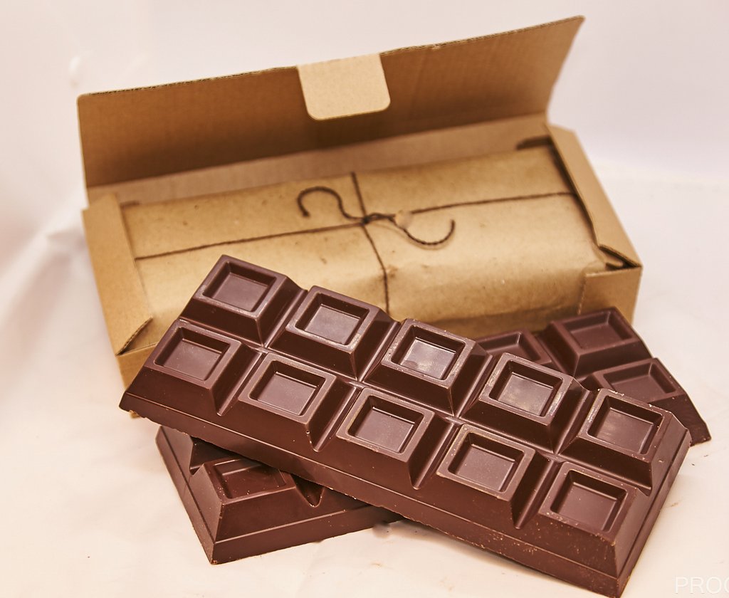 Bulk Chocolate Bars- 1 Kilogram (2.2 lbs)